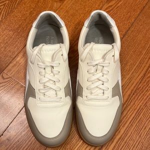 Everlane The ReLeather® Court Sneaker in women size 5.5